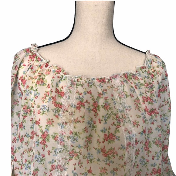 Floral boho semi sheer blouse. small floral print. Large - Picture 4 of 9
